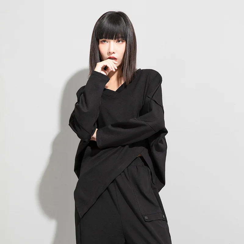 

SuperAen 2022 Spring New Street Fashion Irregular Splicing Plus Size Full V-neck Batwing Sleeve Shirts for Women