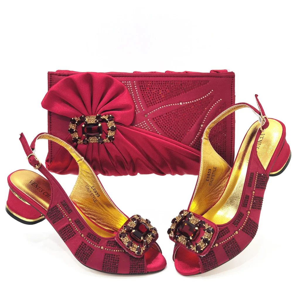 

Short Heels Leisure Style New Arrivals Women Shoes and Bag Set in Wine Color Pumps for Wedding Party