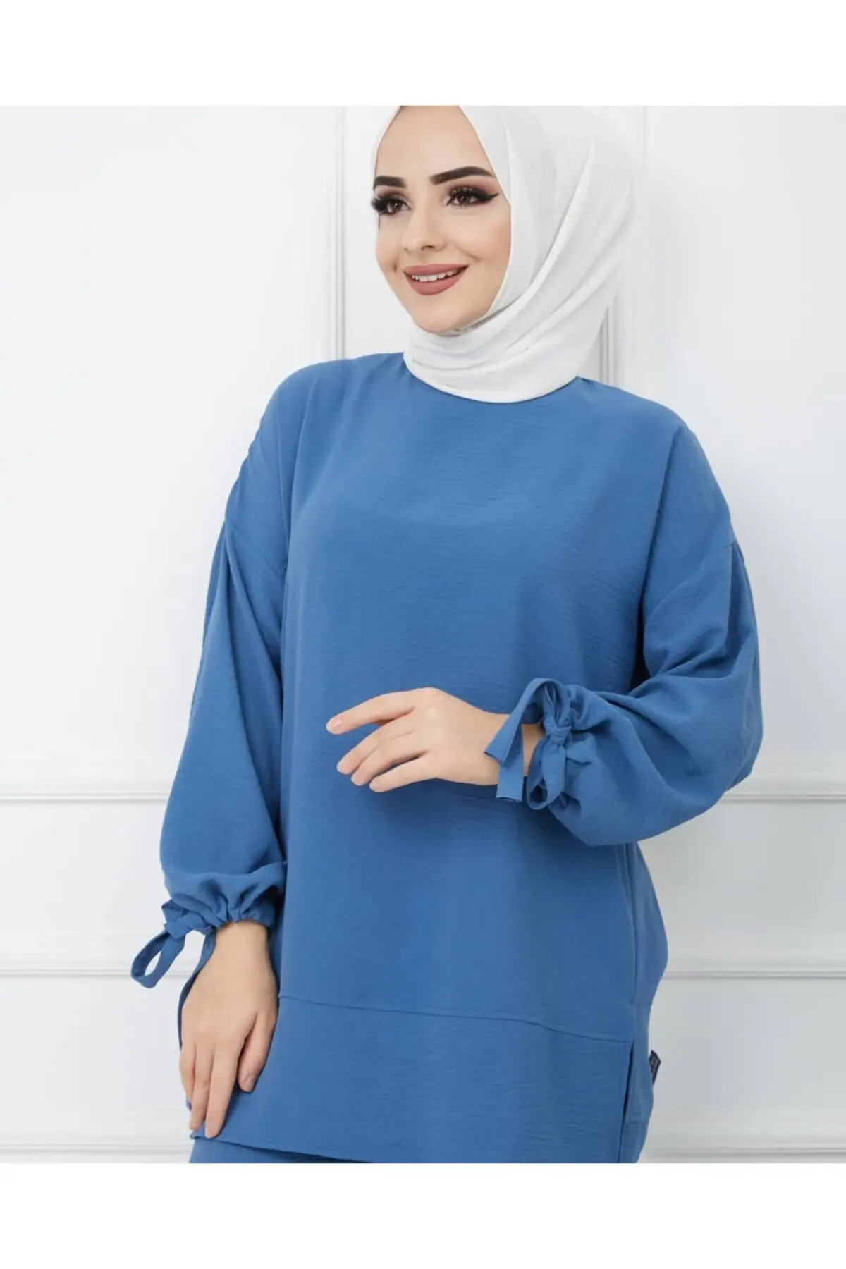 

Hands Lace Ayrob Team Women Muslim Suit