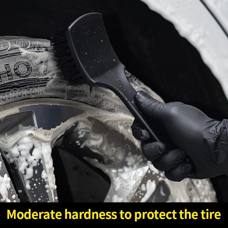 Щетка для чистки автомобильных шин