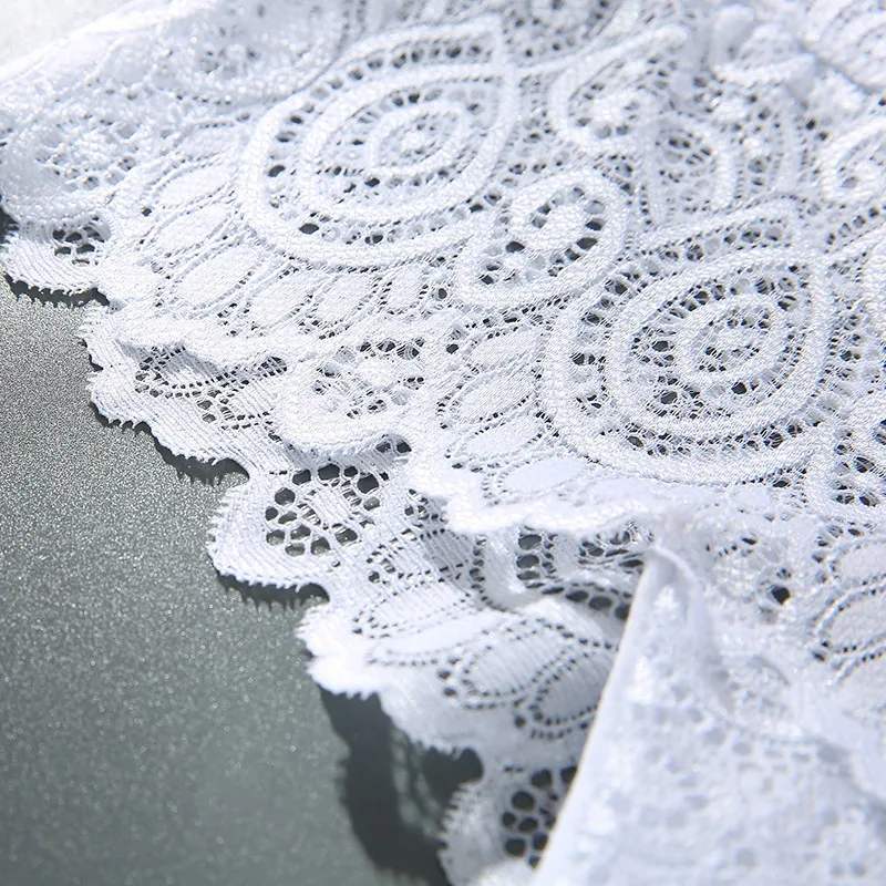 Трусы женские кружевные треугольные с бантиком пикантные дышащие трусы разрезом