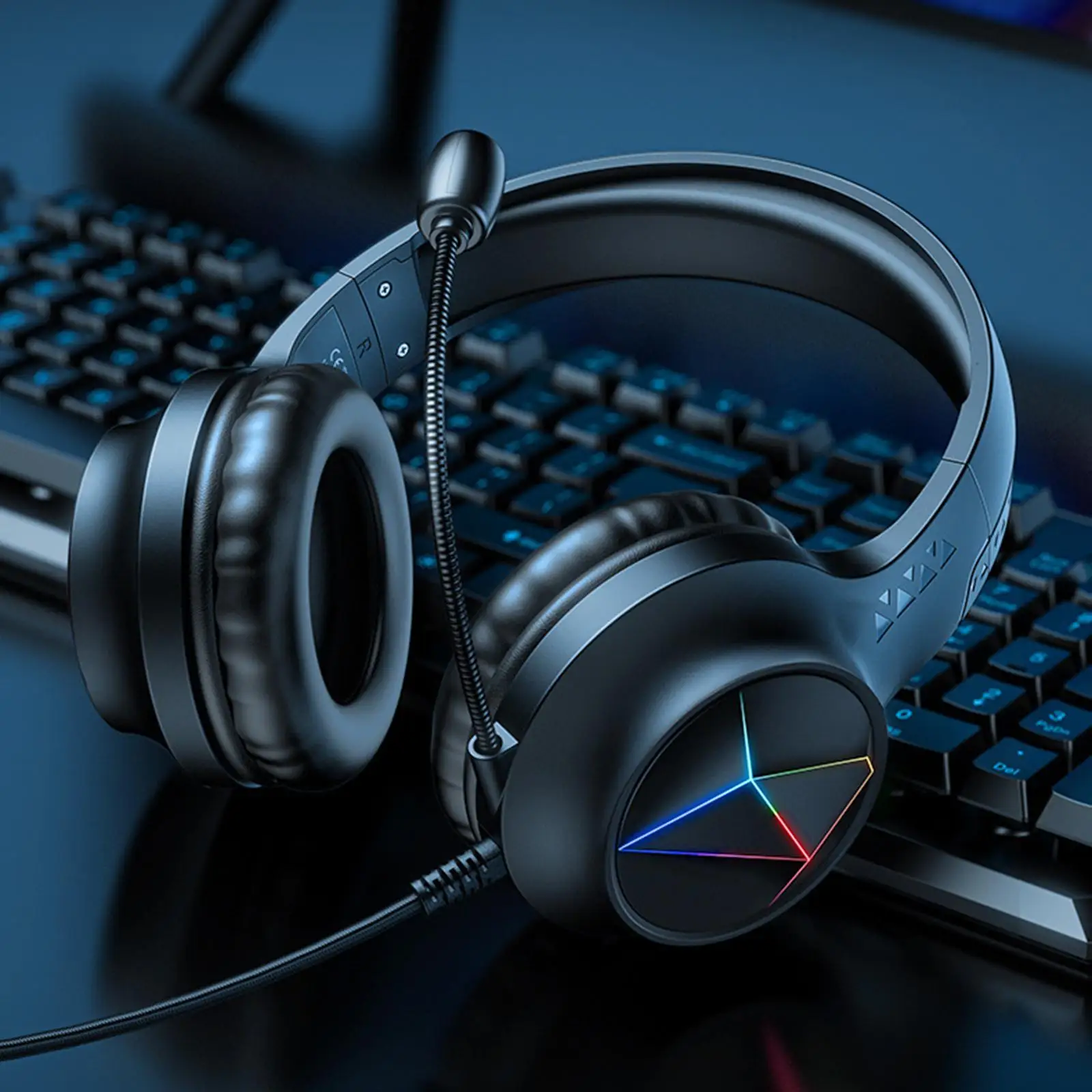 

Wired Gaming Headset Earphones for Xb ox One PC Computer Laptop Multi platform Game Bass Stereo Headse with Microphone LED Light