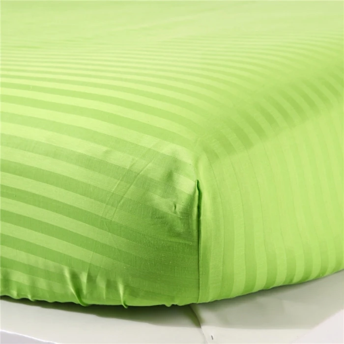 Евро простынь. Наволочки страйп-сатин белый 3х3 2 шт. Голубой страйп сатин. Простыни 2 спальные на резинках. Простыня на резинке страйп сатин.