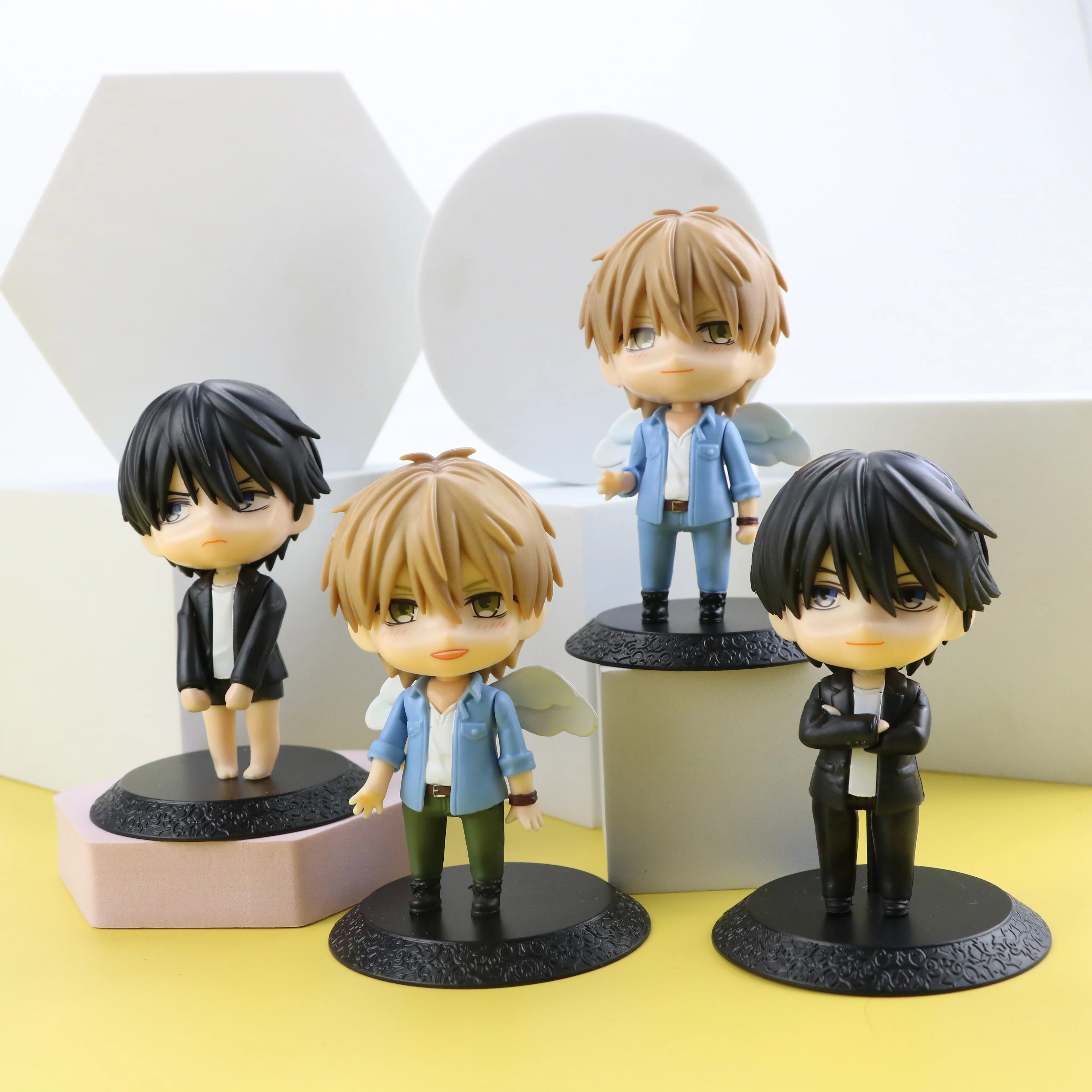 4PCS/set Anime Dakaretai Otoko 1-i ni Odosarete Imasu AKATO SAIJYO JYUNTA AZUMAYA PVC Action Figures Collectible Model Toy Gift