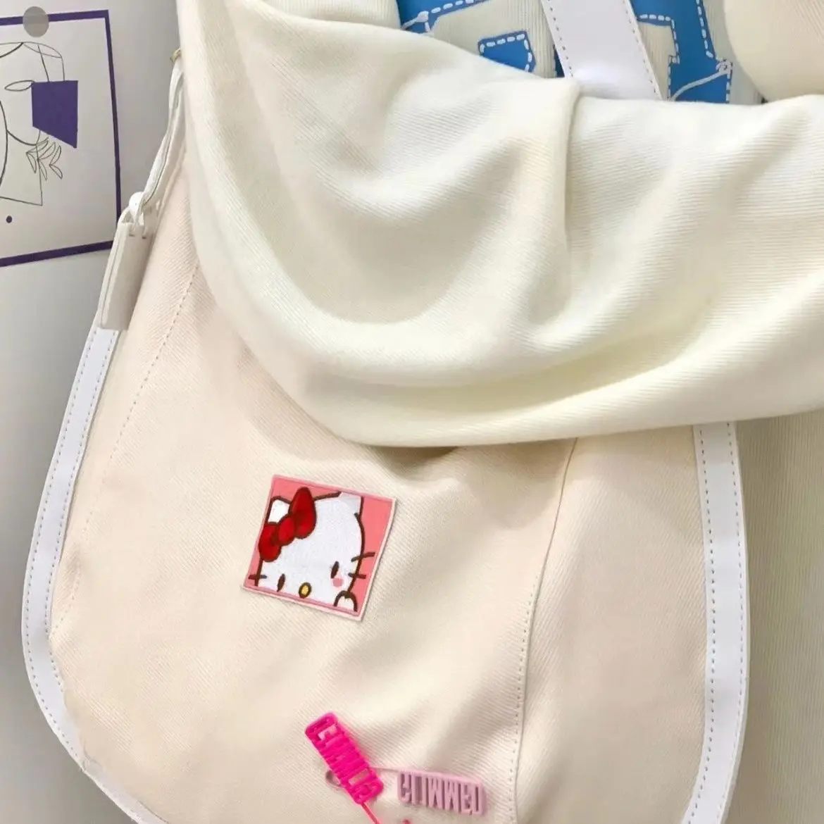 

Hello Kitty Bag Canvas Bag Female Shoulder Dumpling Tote Bag Class College Student Large Capacity Crossbody