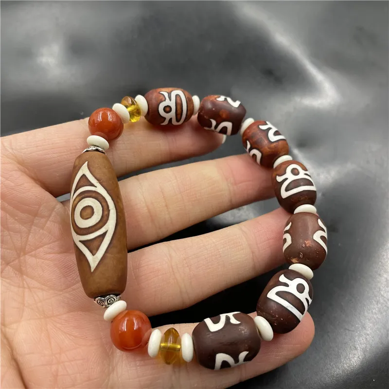Фото With Dzi Beads Old Tibetan Agate Bead Bracelet №2
