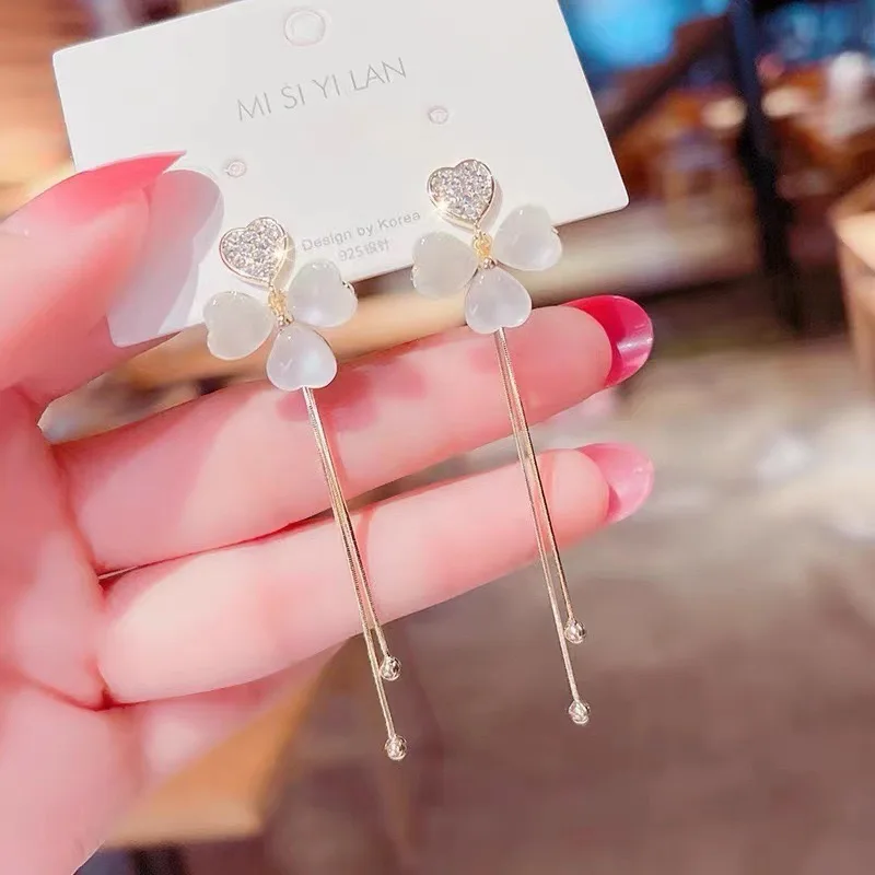 

2023 New Trending Korean 925 Sterling Silver Long Tassel Stud Earrings for Women Party Fashion Jewelry Gifts