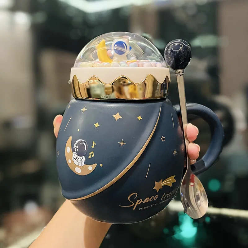 

Astronaut Series Ceramic Mug with Lid Spoon Coffee Cup Couple Water Cup Kawaii Cup Cute Mug Original Breakfast Cups Girls Gift