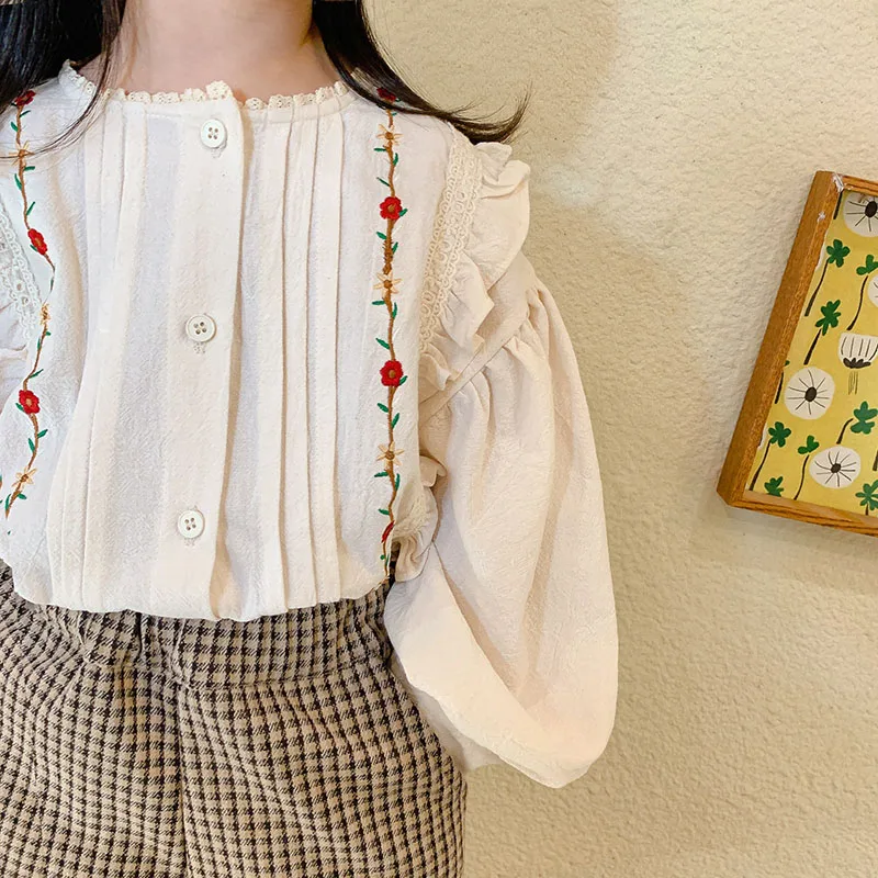 

Spring Autumn Girls Blouse Baby Tops Kids Blouse For Toddler Children Clothes Ins Pleated Floral Embroidery Lace 2-7Y