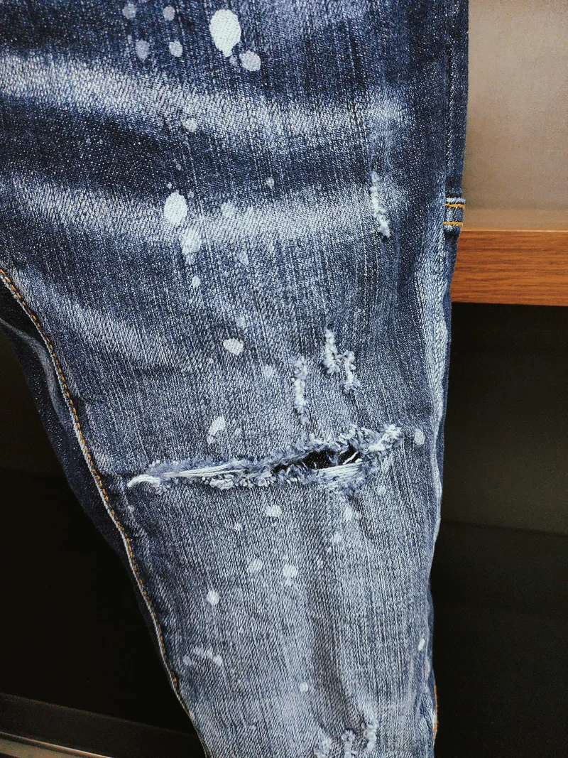 New Men's Dsquared2 Buttons Jeans Ripped For Male Skinny  Pants Men's Denim Trousers Top Quality Slim Jeans A388