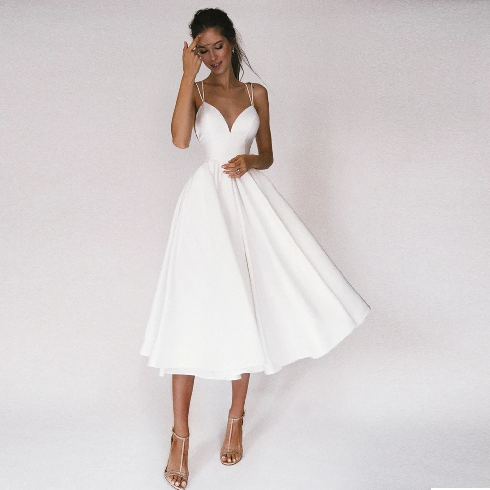 

2022 Summer Wedding Dresses Sleeveless Simple Iovry A-line sexy Strapless Spaghetti Skirts Anke length Bridal Gowns Robe De Ma