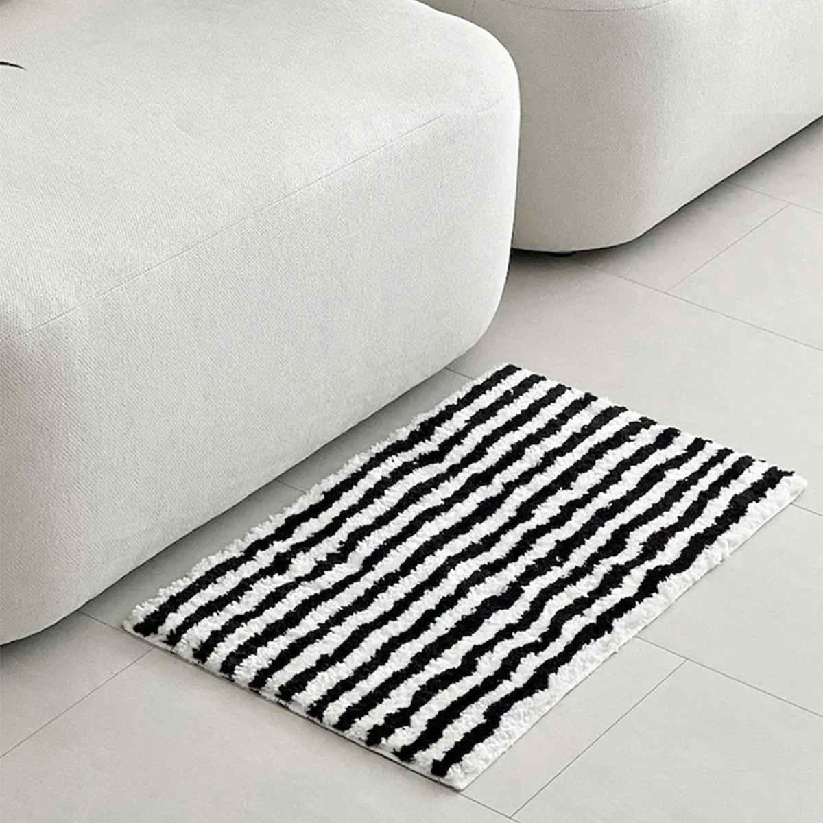 

Полосатый коврик для ванной из полиэстера 40x70 см