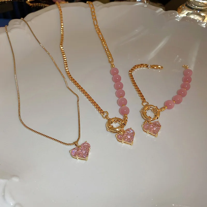 

2022 Korean New Exquisite Opal Love Pendant Necklace Sweet Temperament Versatile Necklace Female Jewelry