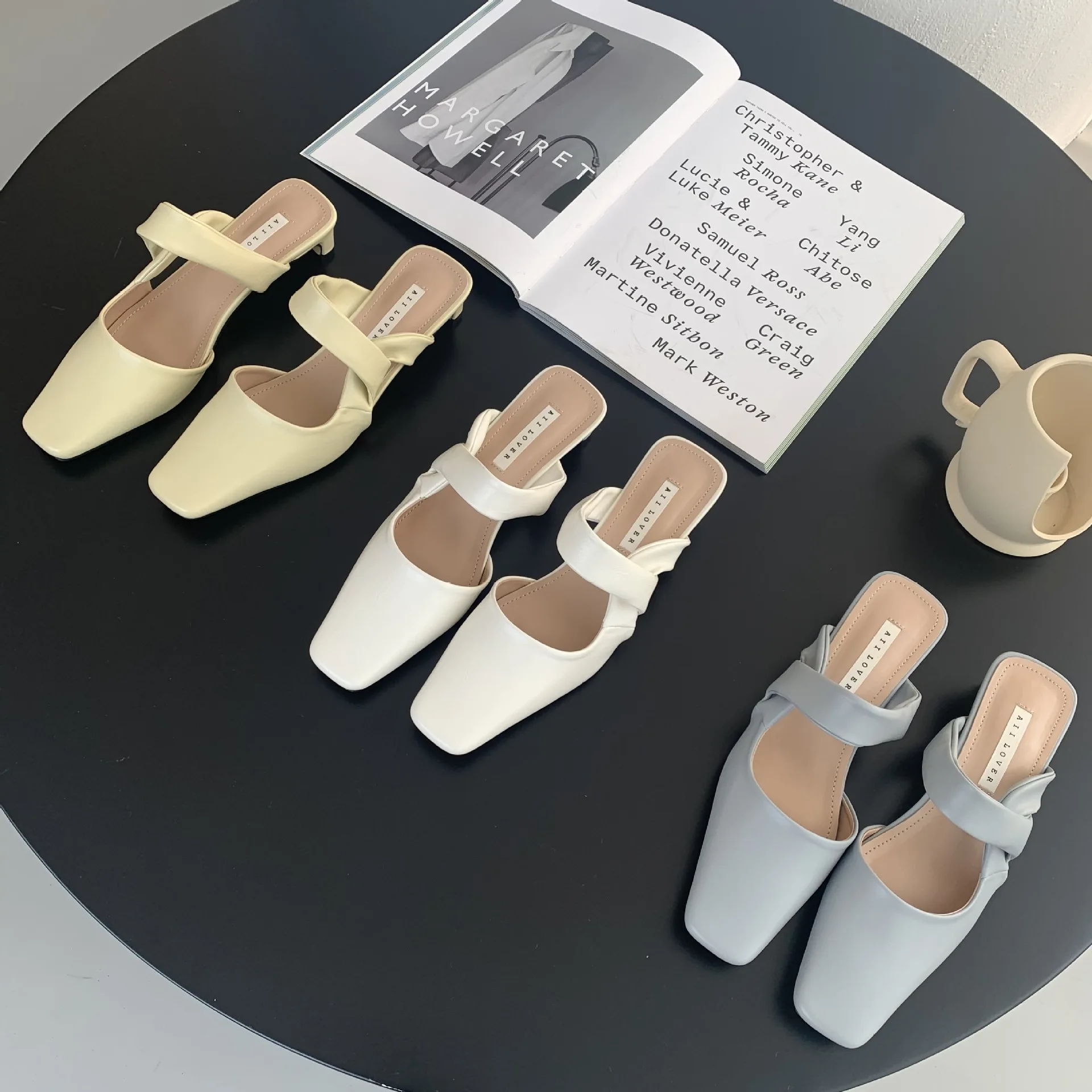 

Женские летние туфли с квадратным носком, роскошные сланцы, дизайнерские туфли-лодочки 2023, резиновые римские туфли на широком каблуке, базовые туфли из искусственной кожи