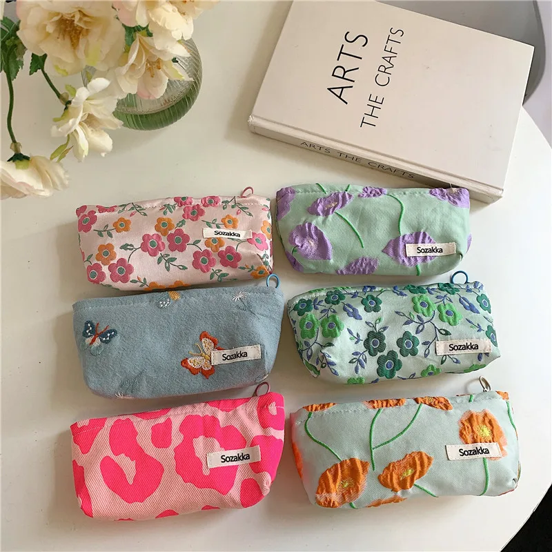 

1 Piece Retro Mini Pencil Pouch Vintage European Style Floral Pencil Bag Durable Canvas High Capacity Stationery Storage Bag