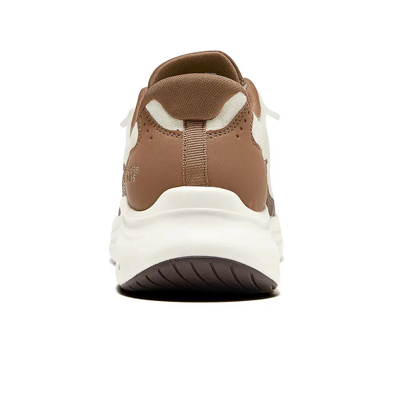 Фото Женские повседневные кроссовки Skechers 150417‑NTBR, натуральный коричневый цвет, с толстой амортизирующей подошвой, легкие и удобные для ежедневных прогулок. №5