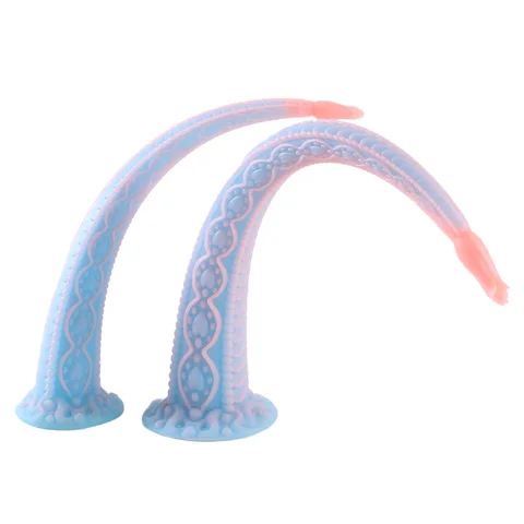 Саунадағы жалаңаш қыз