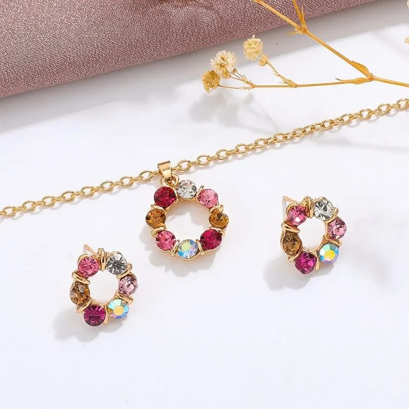 

Women's Simple and Fashionable Style Exquisite Colored Glass Diamond Round Jewelry Three Piece Gold Necklace Earring Set