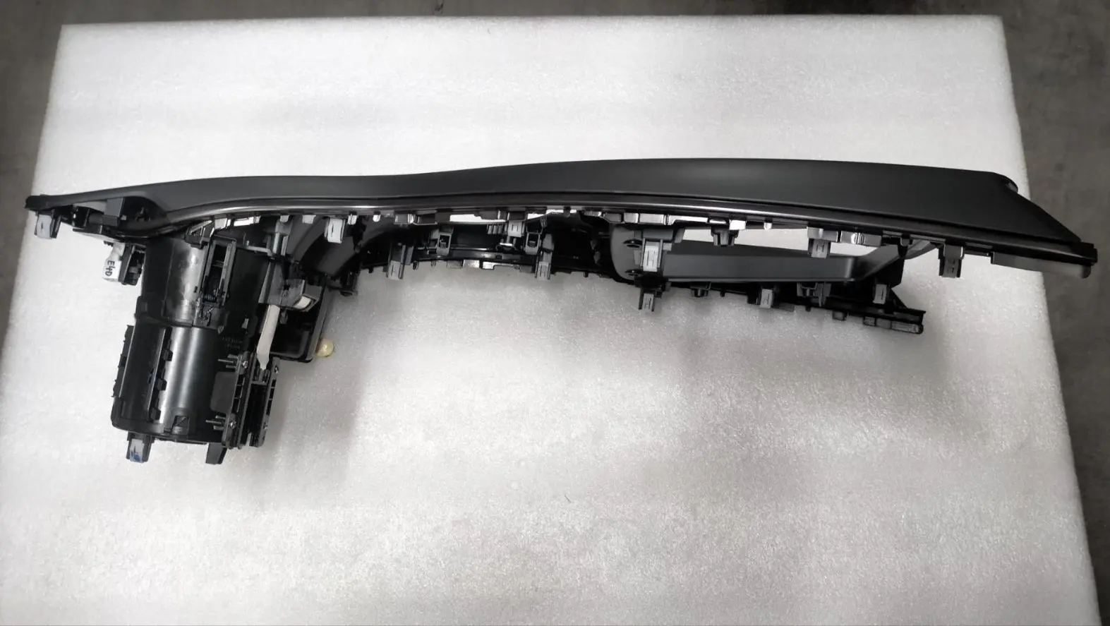 Для BYD SEAL ручка управления в сборе EKED- 5305040 A-00HBN Спортивный Серый с лазерной