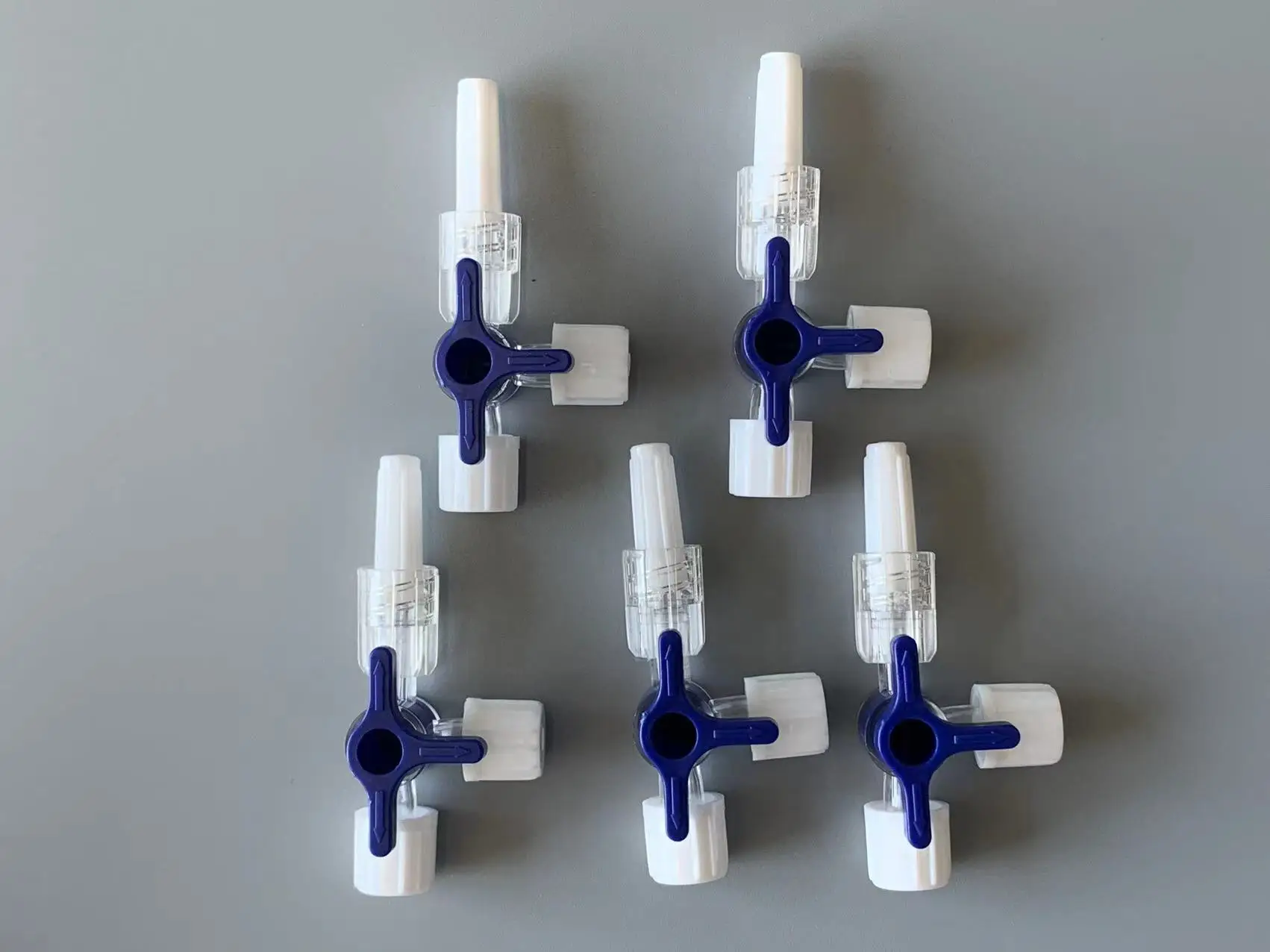 Трёхсторонний стопорный кран ThrPlastic для клинических клинок переходник с