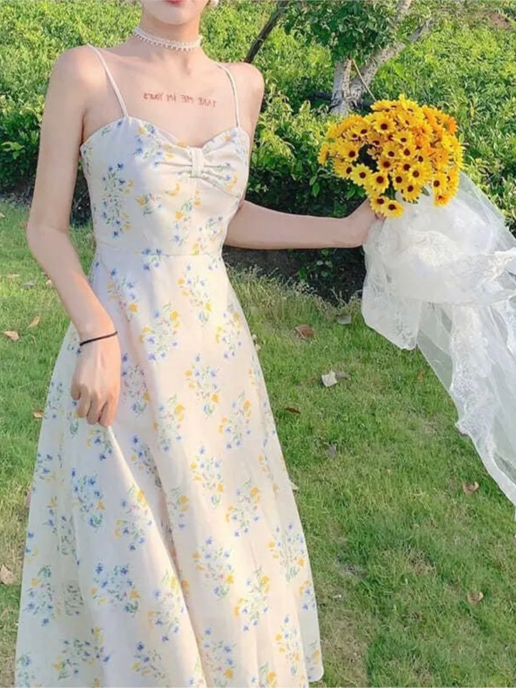 

French Retro V-Neck Strap White Floral Print Chiffon Dress Womem Vintage Sweet Midi Dress Ruffles Casual Long Dress 2021 New