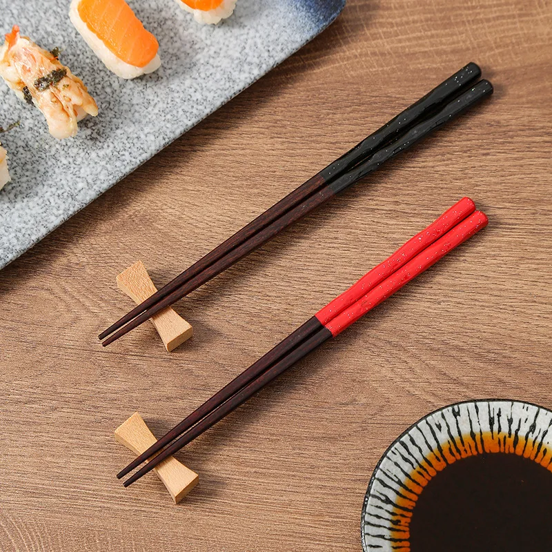 

Handmade Creative Red and Black Chopsticks Wooden Pointed Chopsticks Reusable Sushi Chopsticks Kitchen Tableware Wholesale