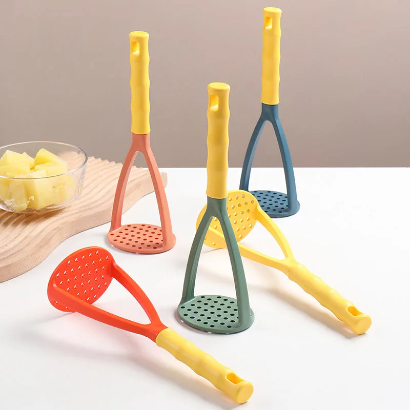 Kitchen Potato Masher Plastic Carrot Pumpkin Mud Press Machine Garlic Food Crusher Cutter Portable Manual Fruit Vegetable Tools