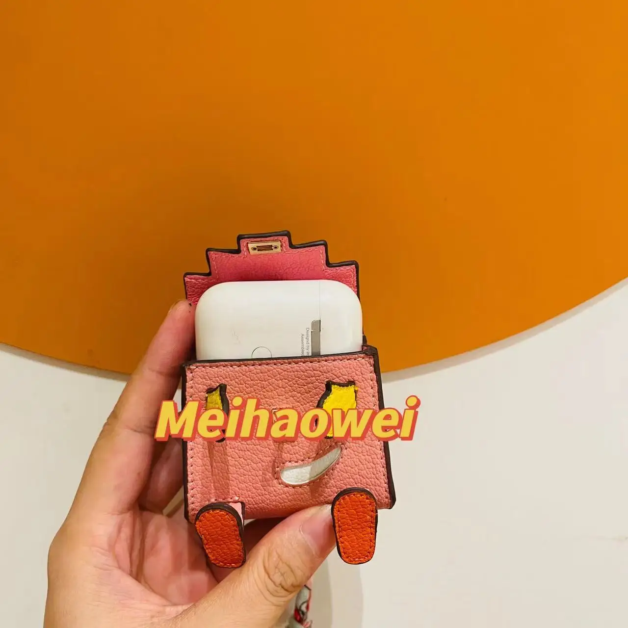 2022 New Mini Lychee Pattern Smiley Bags, Earphone Bags, Car Accessories, Birthday Gifts, Various Holiday Gifts, Etc.