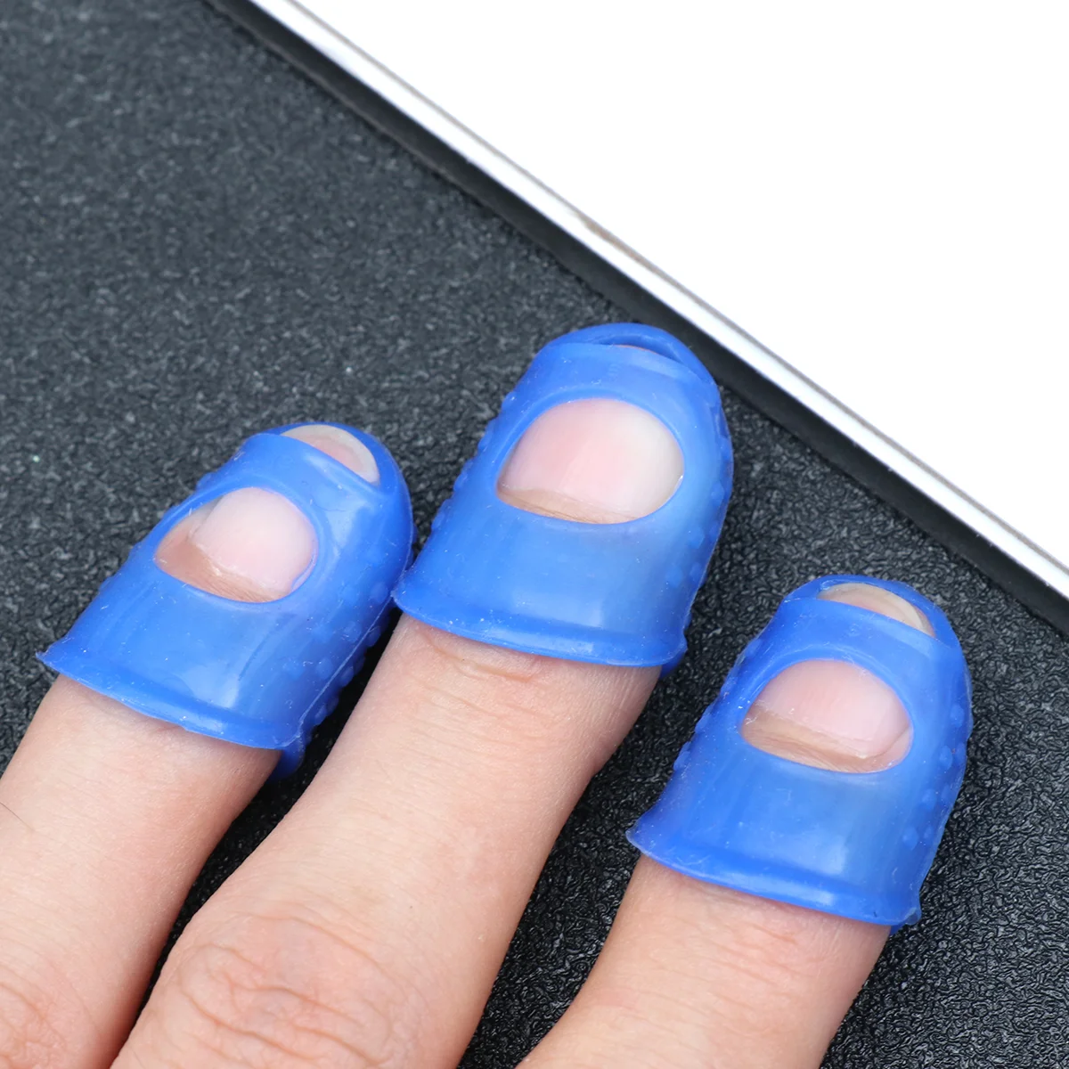

3 Pcs Fingertip Protector Silicone Guard Grips Cots Guitar Food Tips Protection