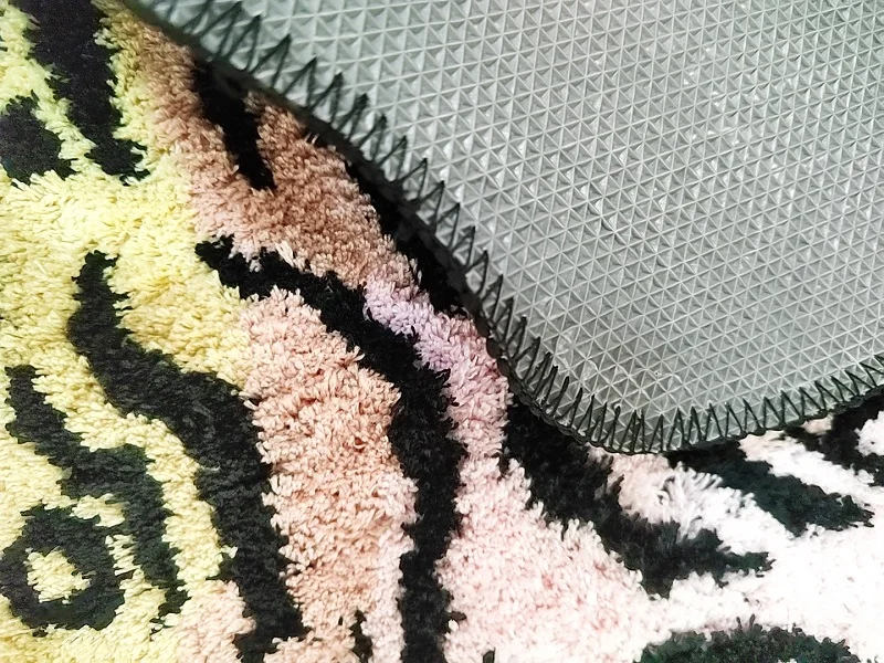 Большой тафтинговый ковер с тиграми напольный коврик специальной формы