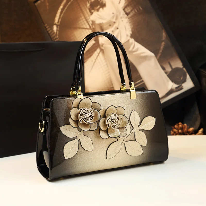 

Genuine Leather 2023 New Handmade Three-dimensional Flower Ladies Gradient Brightening Face Single Shoulder Crossbody Bag Sac Cc