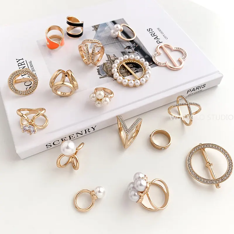 

Fashion Scarfs Buckle Clip Metal Brooches For Women Bow Shawls Scarves Buckles Luxury Crystal Pearl Brooch Jewelry Accesories