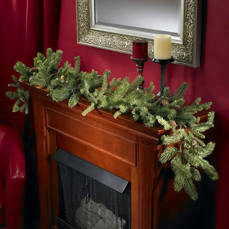 

Pine Garland, 60" (Green)