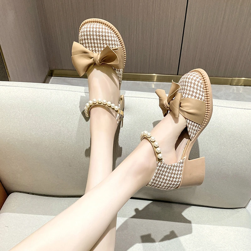 

Mary Jane 2022 Sandals Clear Heels All-Match Female Shoe Med Shallow Mouth New Pointed Girls Pearl Medium Bow Block Retro Party