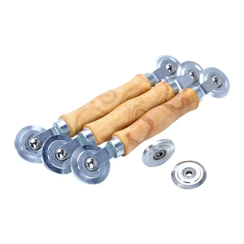 

High Quality Screen Roller Accessories Wooden Handle Steel Wheel Wire Mesh Rolling Tool For Installing Doors And Windows