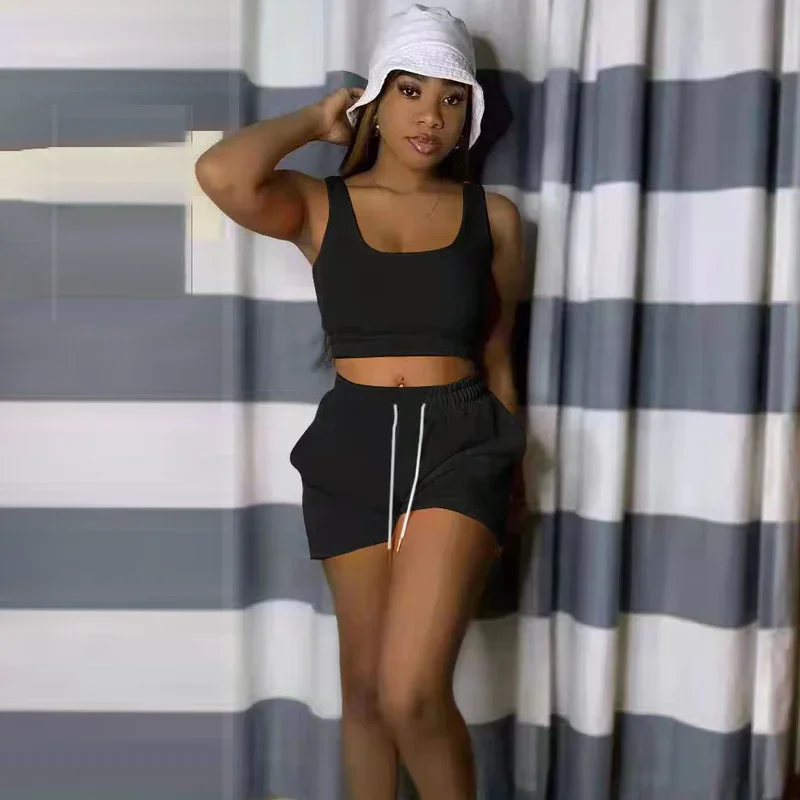 Женский спортивный костюм KEXU из двух предметов велосипедные шорты и короткий топ