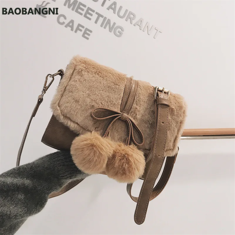 

Winter Sweet Chic Fluffy Bag Women Messenger Bag Red Brown Fur Bow Lolita Bags Female Mini ITA Bag Small Bag Leather Suede