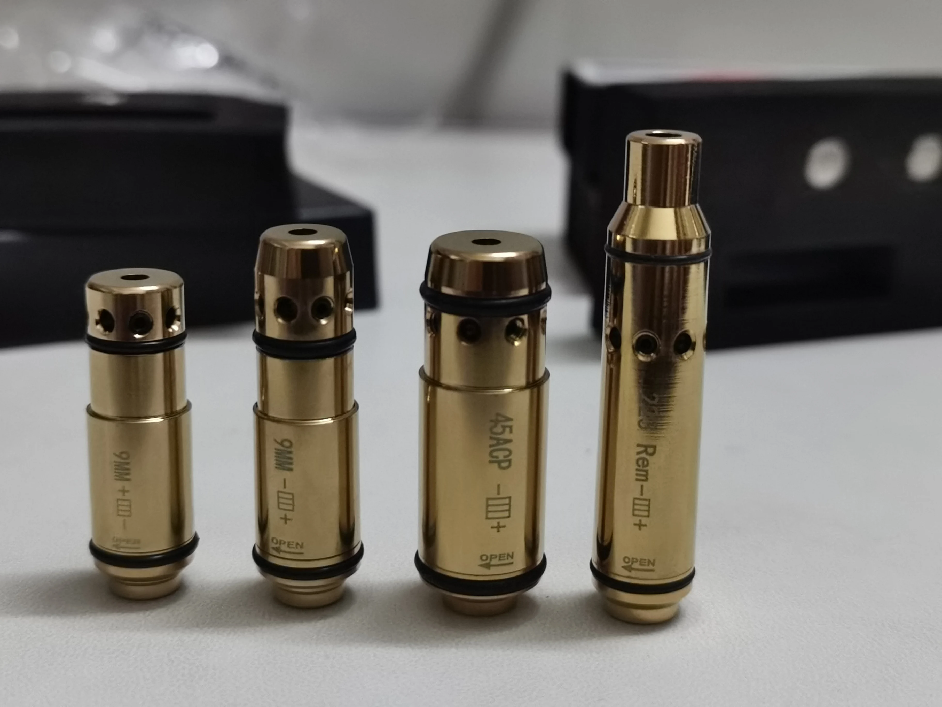 

Tactical Training Laser Bullet 9mm Bore Sight for Dry Firing Training 380ACP 40S&W Hunting Red Dot Laser Training Bore Sight