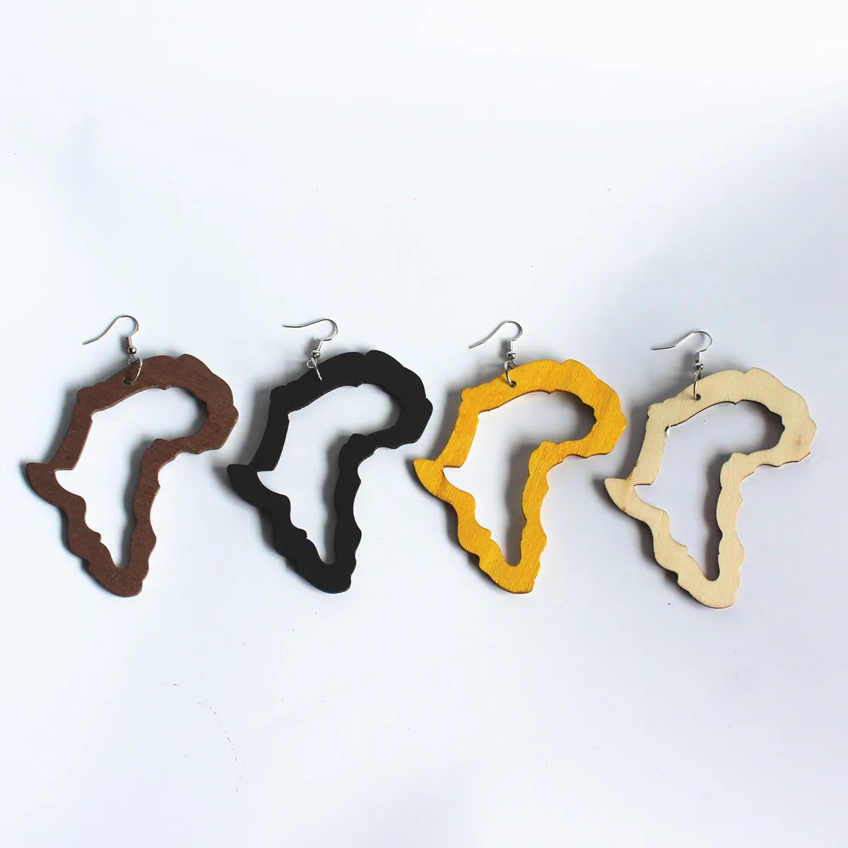 

1 пара модных лазерных гравированных бревен, винтажные полые серьги для женщин с картой Африки