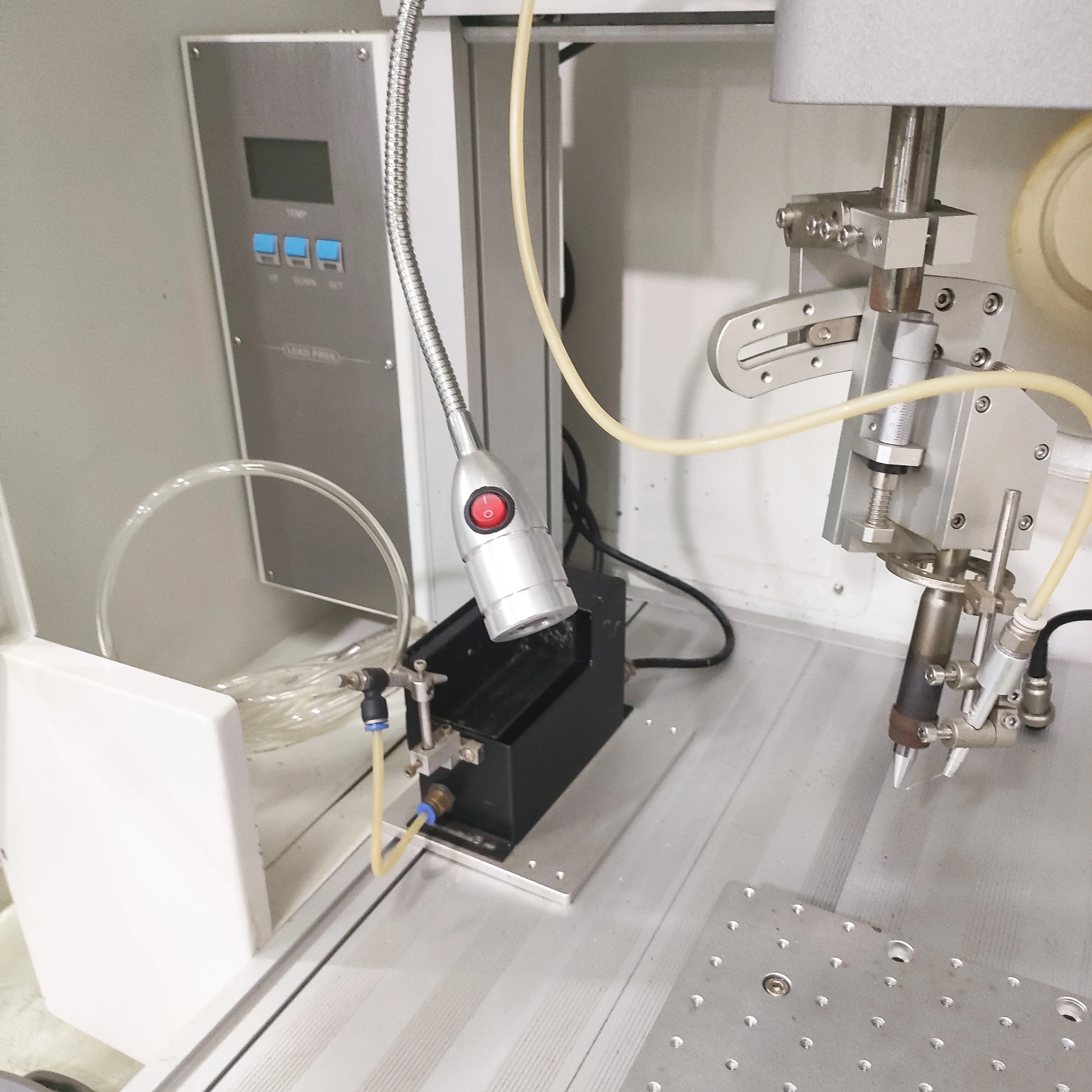 Интеллектуальная волновая паяльная машина для Smt Dip-кабеля