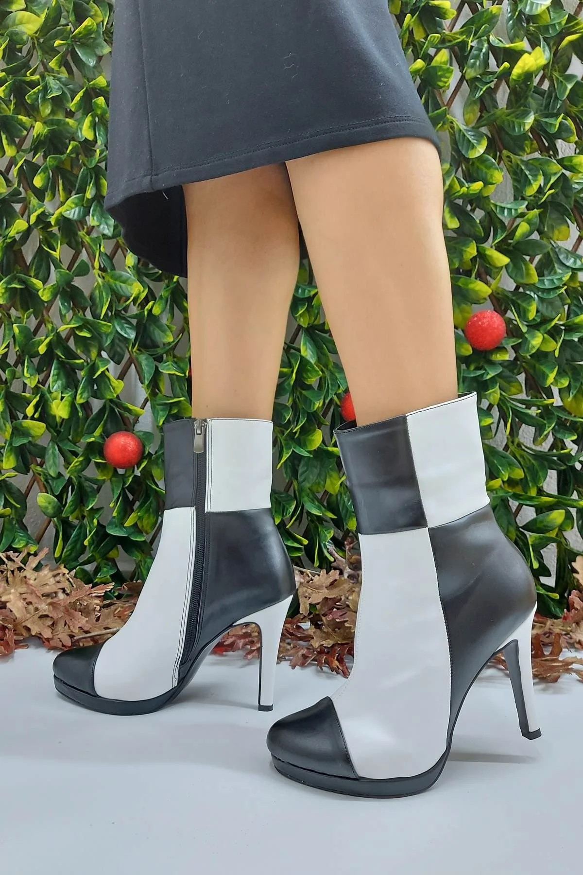 

Reid Black-White Skin Heels Boots