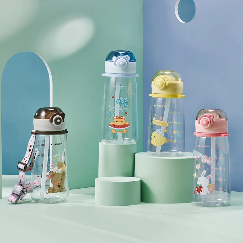 

Детская Бутылочка для воды большой емкости с мультяшным принтом, креативная прозрачная пластиковая чашка для воды в виде соломы, Для Путеше...