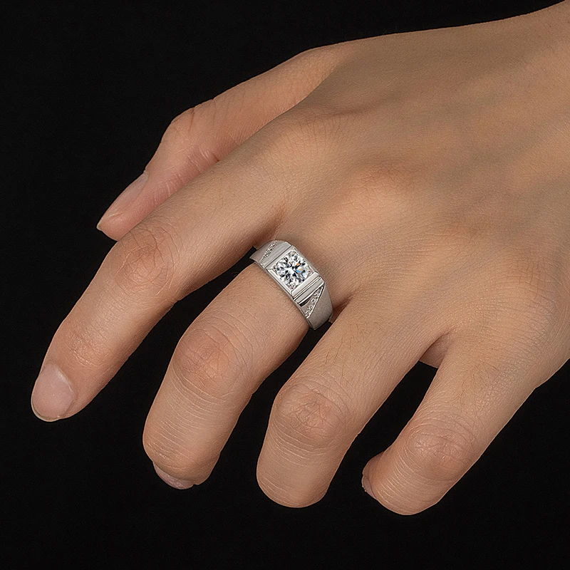 Фото PERFANY 1/2CT кольцо с муассанитом для мужчин S925 чистое серебро сверкающий бриллиант властное обручальное кольцо роскошные свадебные украшения подарок №2