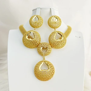 Gold Colour Plated Necklace Earring Set Beautiful Fashion Trend Sweet Romantic Party Wedding
