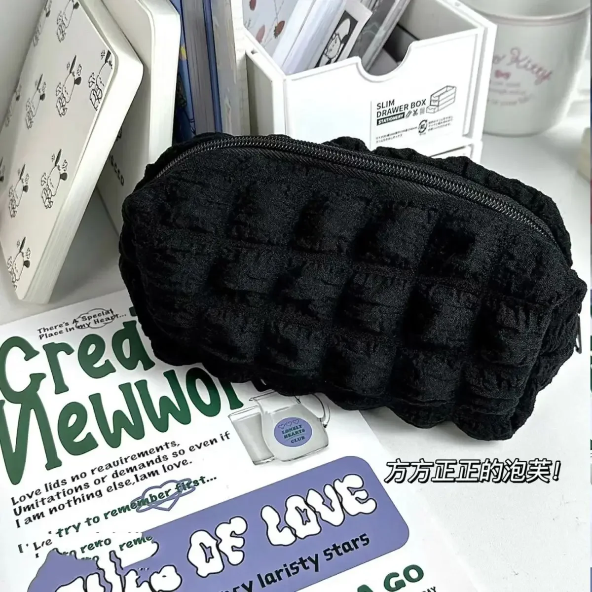 

Кремовый тканевый пенал