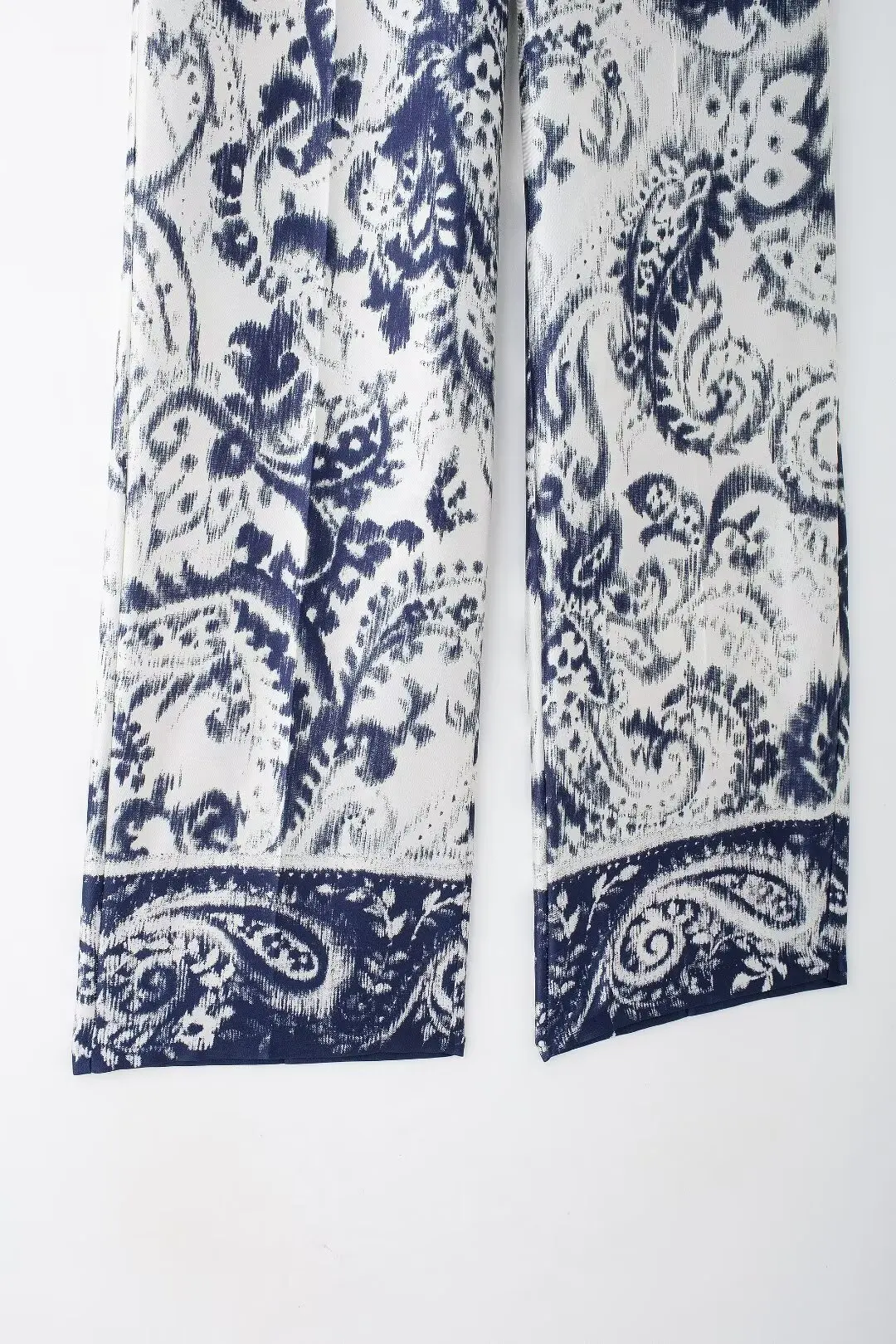 Брюки женские прямые атласные с высокой талией принтом