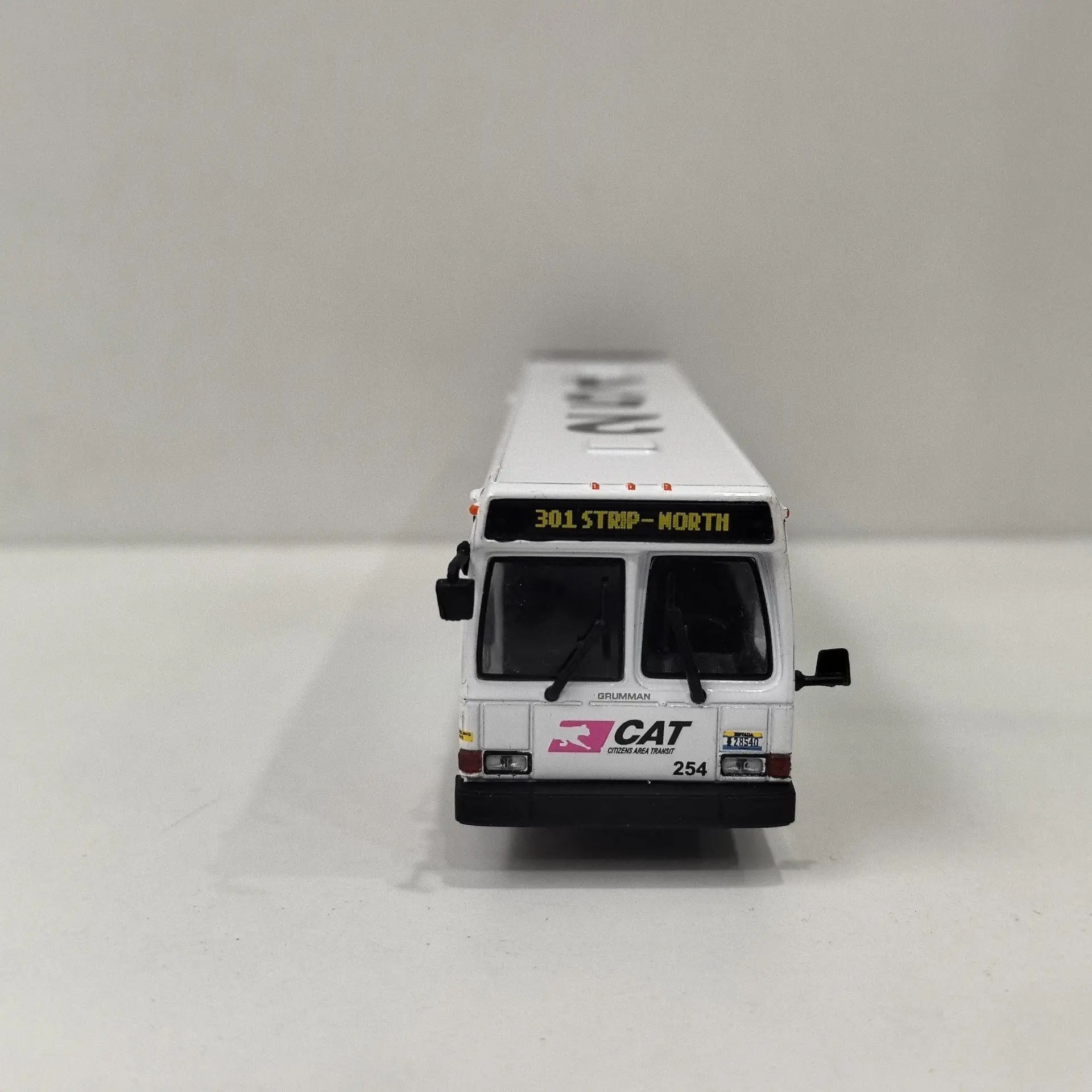 Фото Литой под давлением ИК масштаб 1/87 HO GRUMMAN 870 TRANSIT BUS 1980 CAT Bus Модель автомобиля из сплава №4
