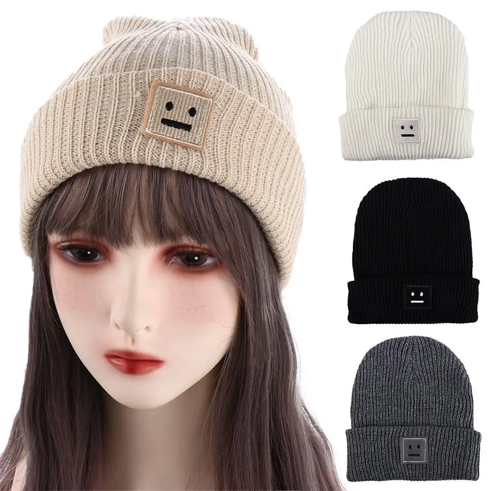 

Warm Streetwear Autumn Smiling Face Skullies All-match Korean Style Caps Smile Knitted Hats Wool Hat Women Beanies