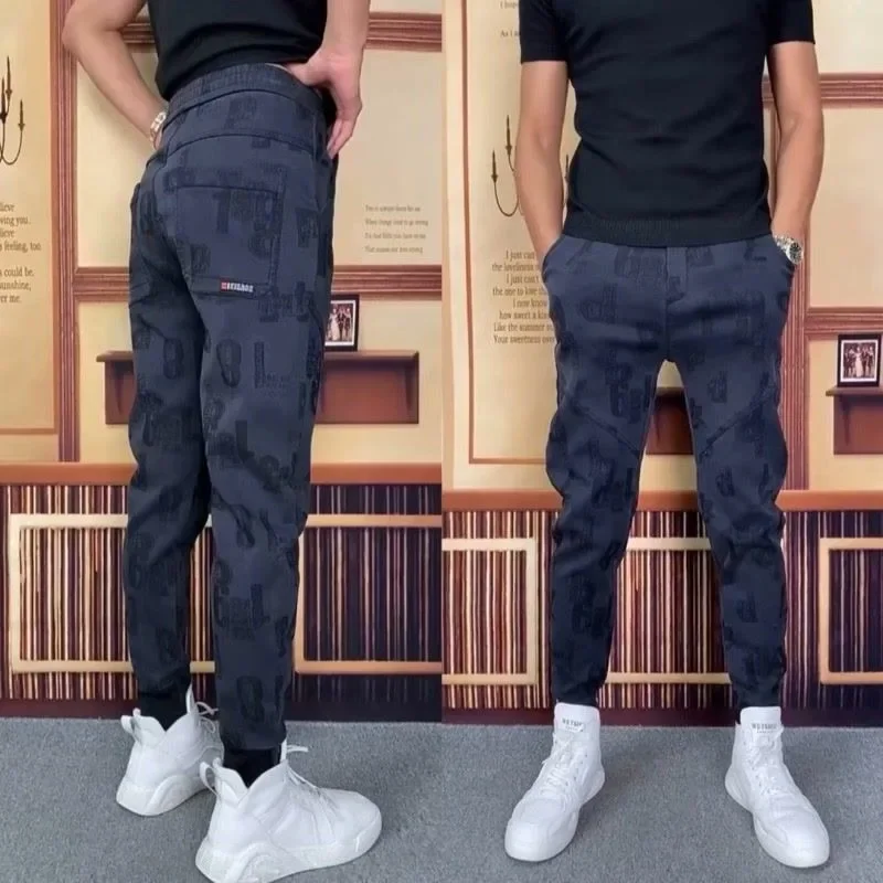 Модные камуфляжные мужские джинсы свободного кроя 2024 новый стиль Гонконгские