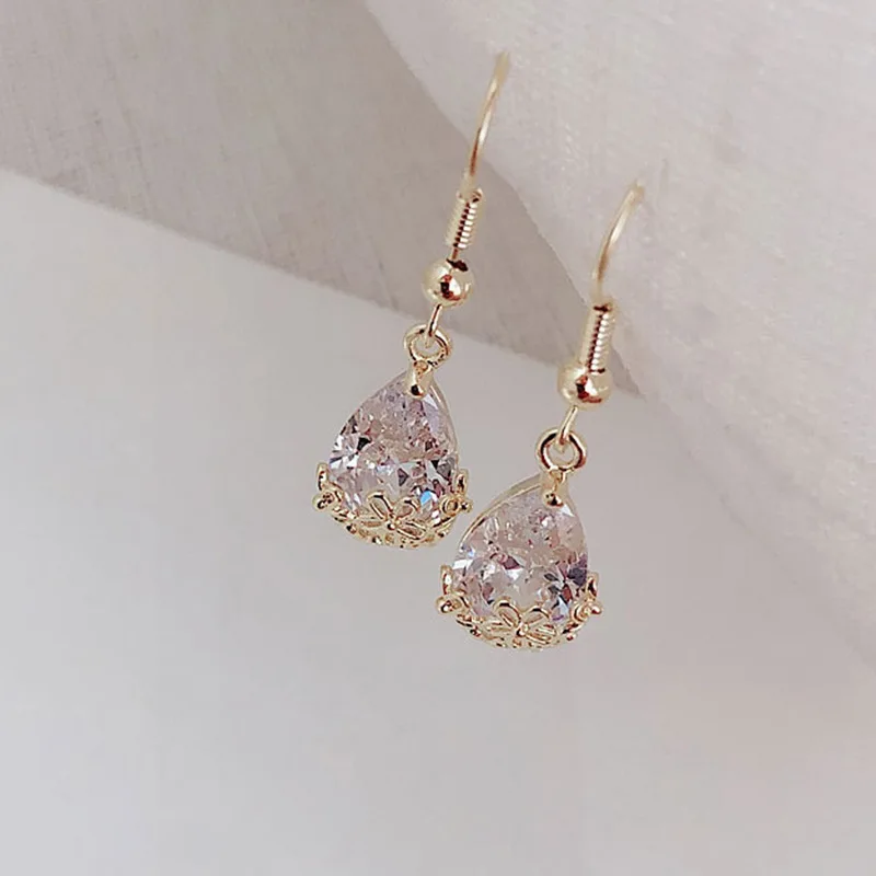 

Inlaid Zircon Pattern Water Drop Pendant Earrings Simple and Compact Earrings Earings Fashion Jewelry 2020 Chinese Fashion
